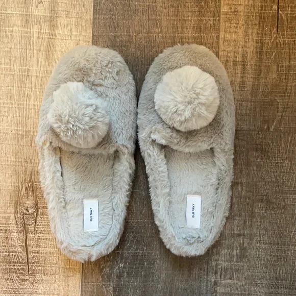 Navy slippers shop